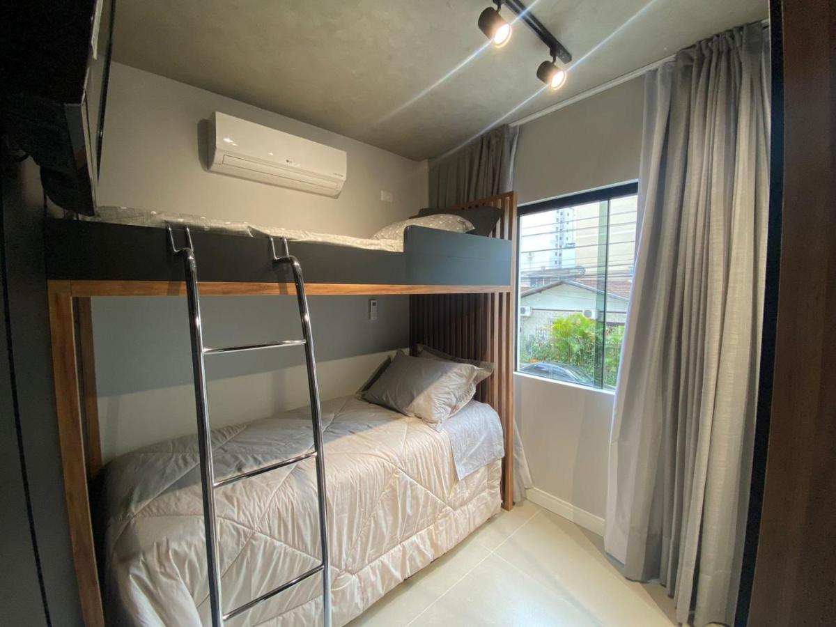 Apartamento Aconchegante E Moderno No Centro De Balneário Camboriú Kültér fotó