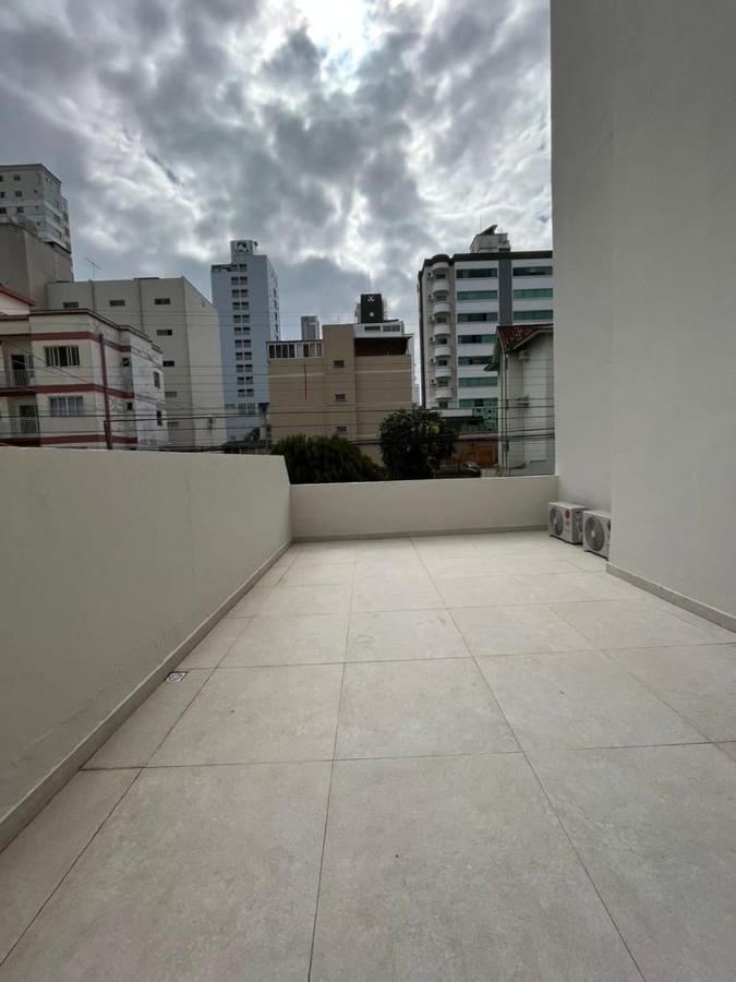 Apartamento Aconchegante E Moderno No Centro De Balneário Camboriú Kültér fotó